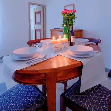 Konukevi Maison Monte Giordano